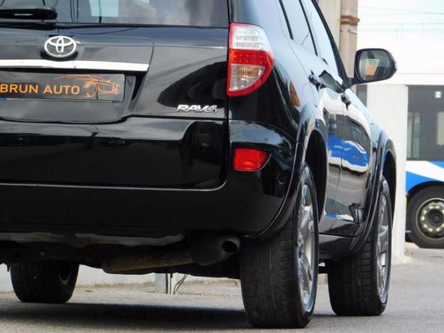 Toyota Rav4 image 3