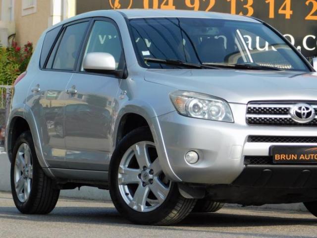 Toyota Rav4 image 9