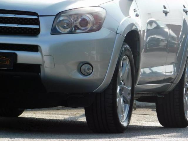 Toyota Rav4 image 1