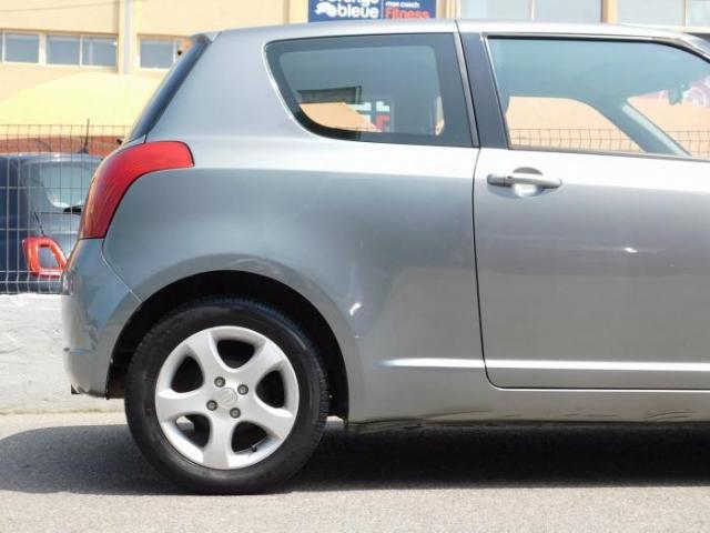 Suzuki Swift image 1