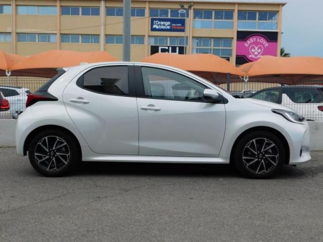 Toyota Yaris image 2