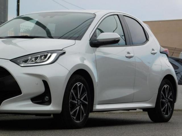 Toyota Yaris image 6