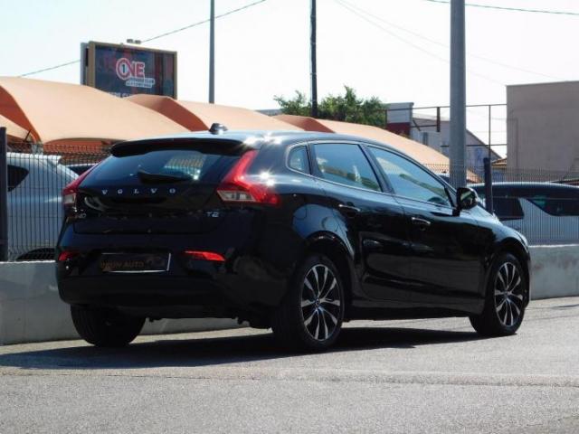 Volvo V40 image 8