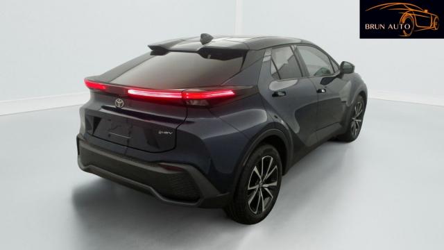 Toyota C-Hr image 9