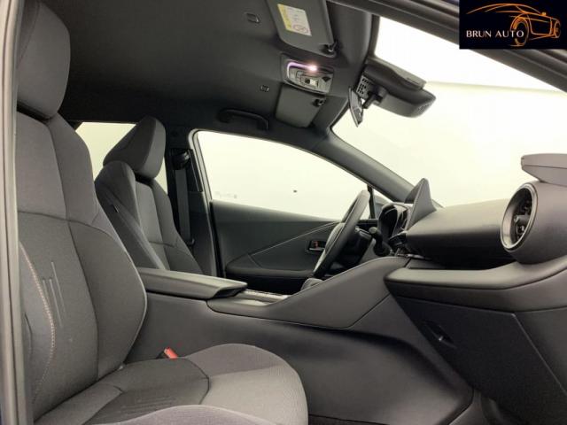 Toyota C-Hr image 1