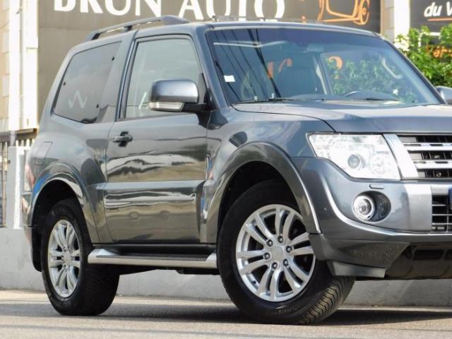 Mitsubishi Pajero image 6