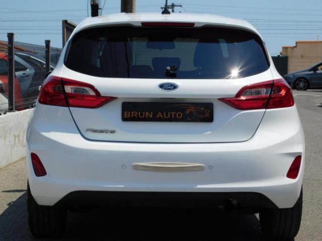 Ford Fiesta image 8