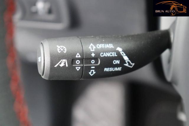 Mg Zs image 9