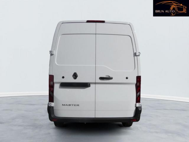 Renault Master image 9