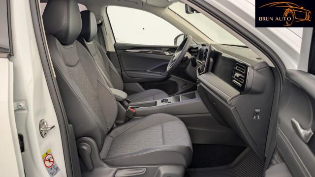 Volkswagen Tiguan image 8