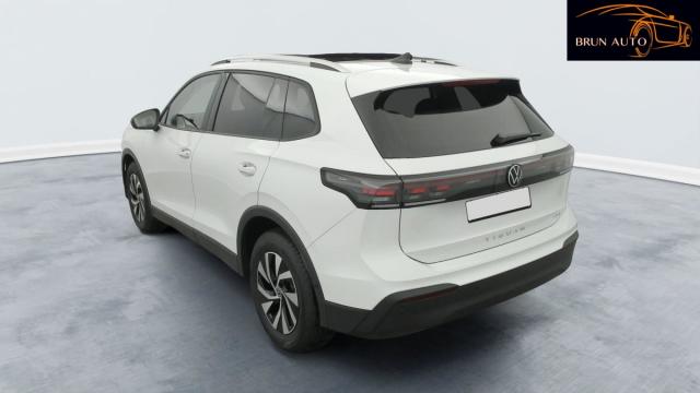 Volkswagen Tiguan image 9