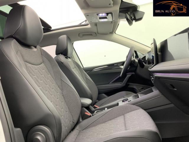 Volkswagen Tiguan image 8