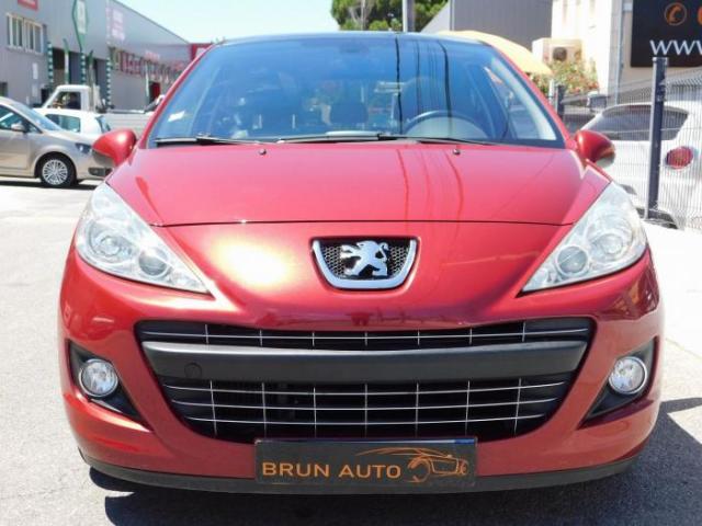 Peugeot 207 image 8