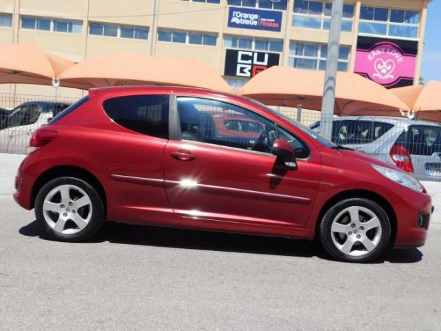 Peugeot 207 image 2