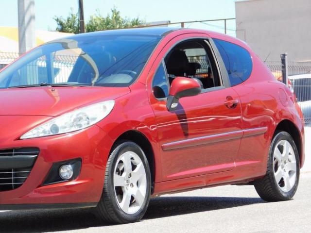 Peugeot 207 image 1