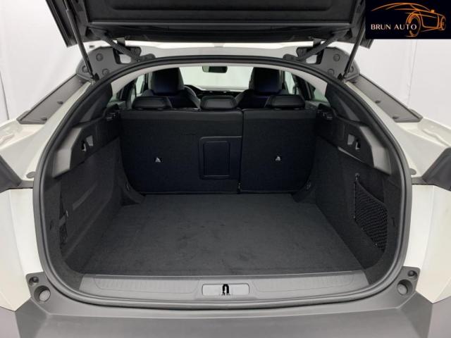Peugeot 408 image 8