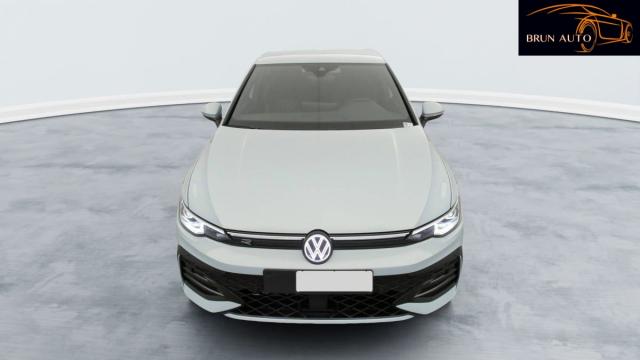 Volkswagen Golf image 6