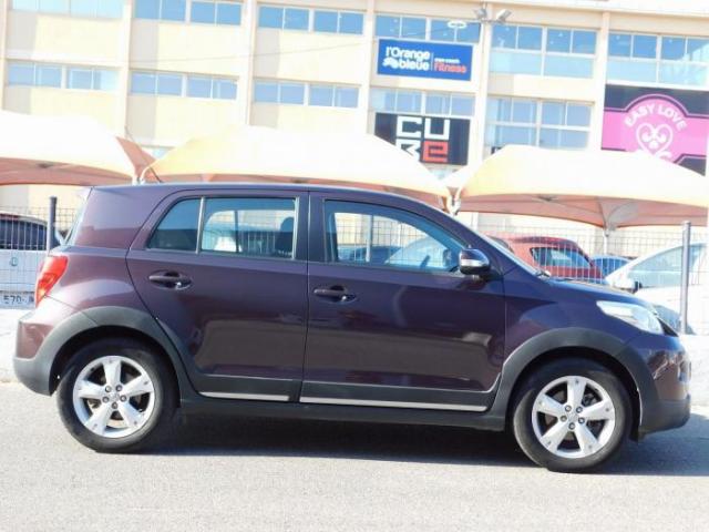 Toyota Urban Cruiser image 9