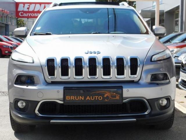 Jeep Cherokee image 3