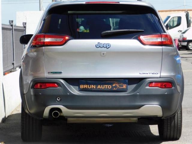 Jeep Cherokee image 2