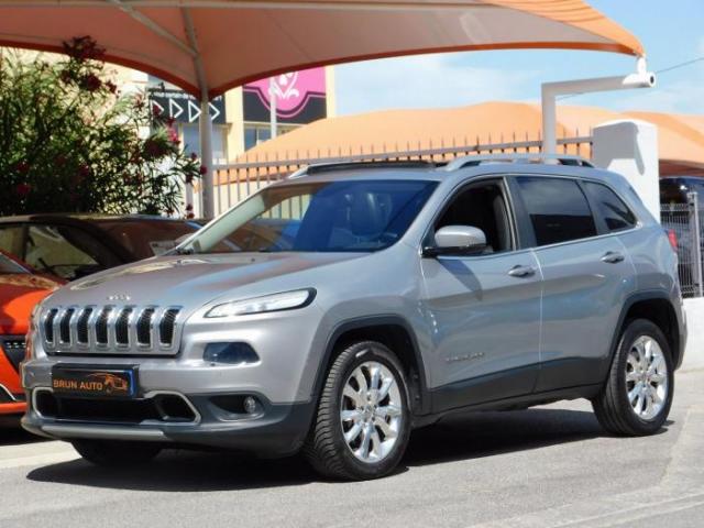 Jeep Cherokee image 9
