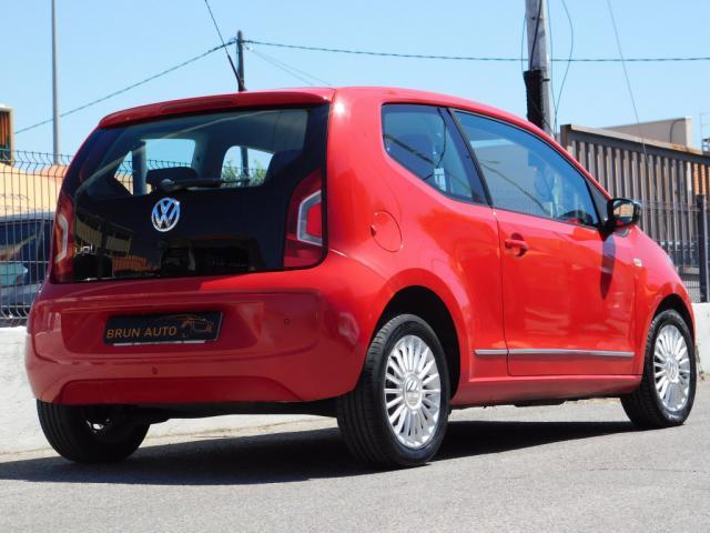 Volkswagen Up! image 3