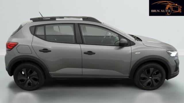 Dacia Sandero image 1