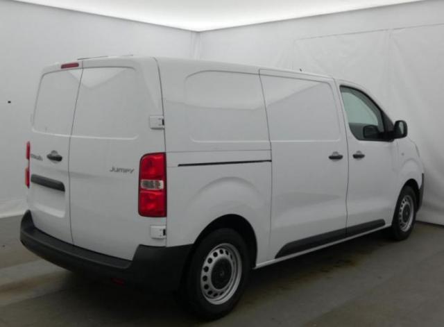 Citroen Jumpy image 8