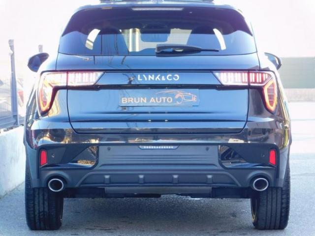 Lynk & Co 01 image 5