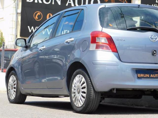Toyota Yaris image 3
