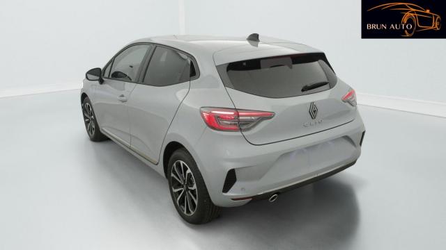Renault Clio image 9