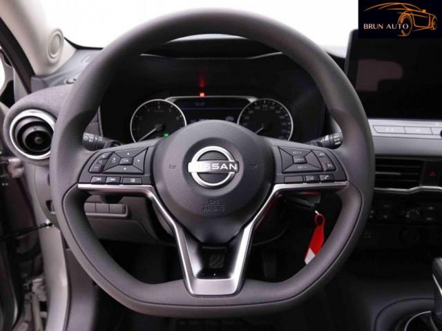 Nissan Juke image 7