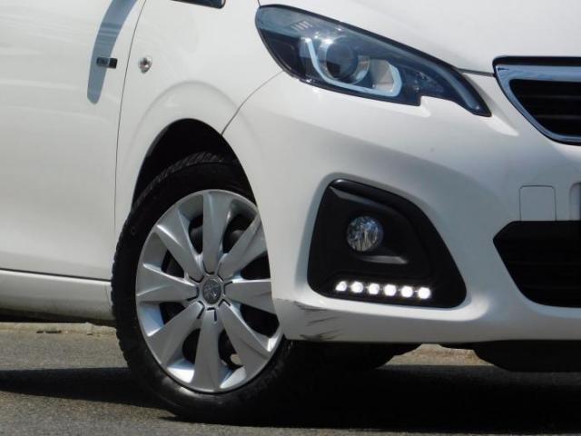 Peugeot 108 image 7