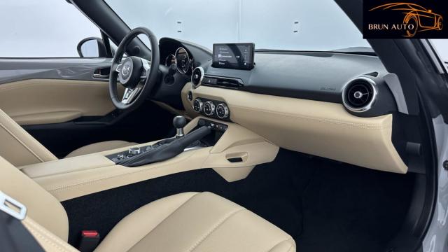 Mazda Mx-5 image 9