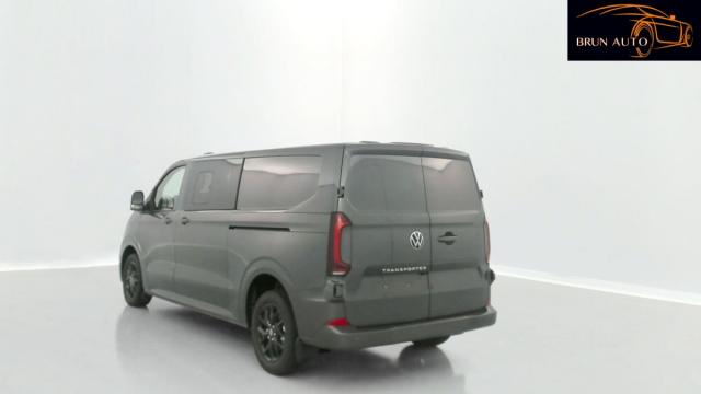 Volkswagen Transporter image 3
