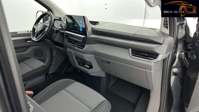 Volkswagen Transporter image 1