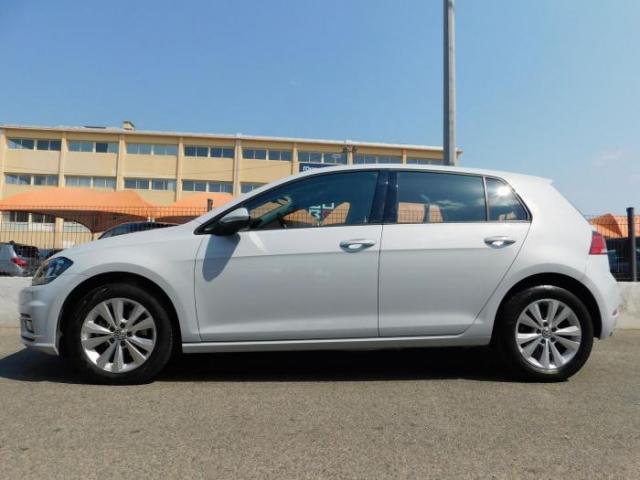 Volkswagen Golf image 5