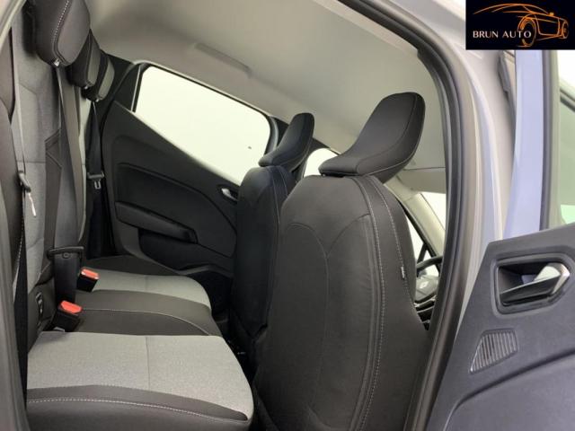 Renault Clio image 9