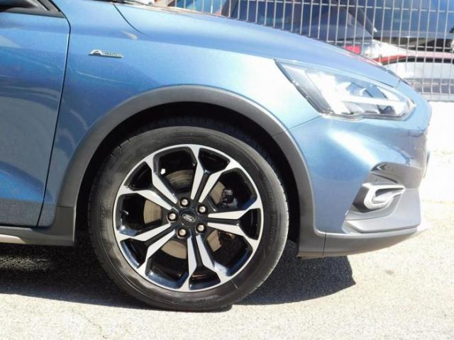 Ford Focus image 2