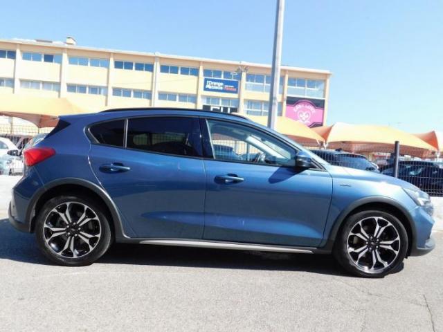Ford Focus image 6