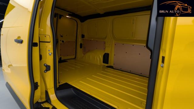Citroen Jumpy image 1