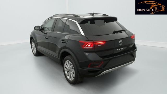 Volkswagen T-Roc image 9