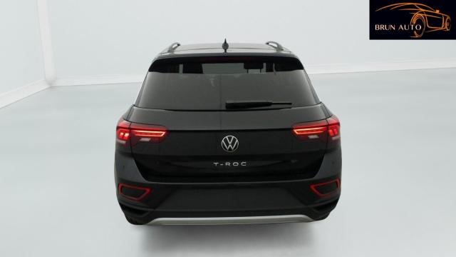 Volkswagen T-Roc image 8