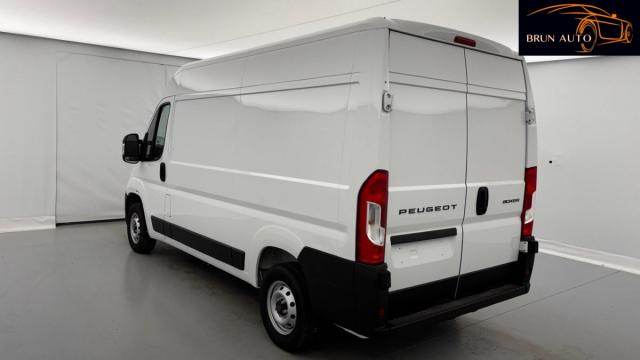 Peugeot Boxer image 1