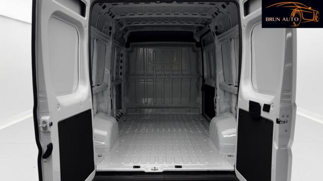Peugeot Boxer image 4