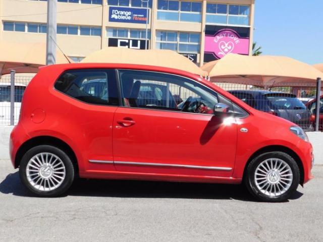 Volkswagen Up! image 3