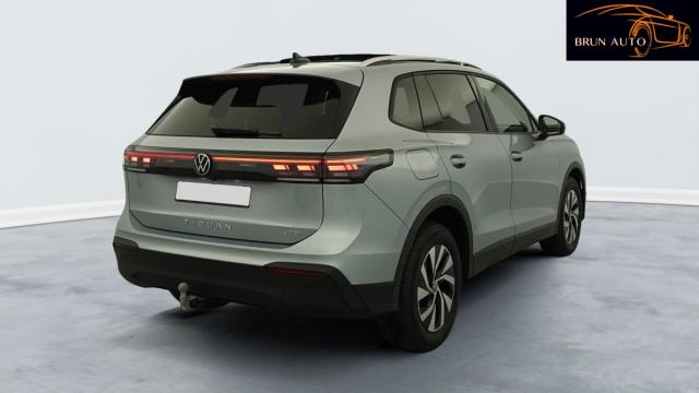 Volkswagen Tiguan image 8