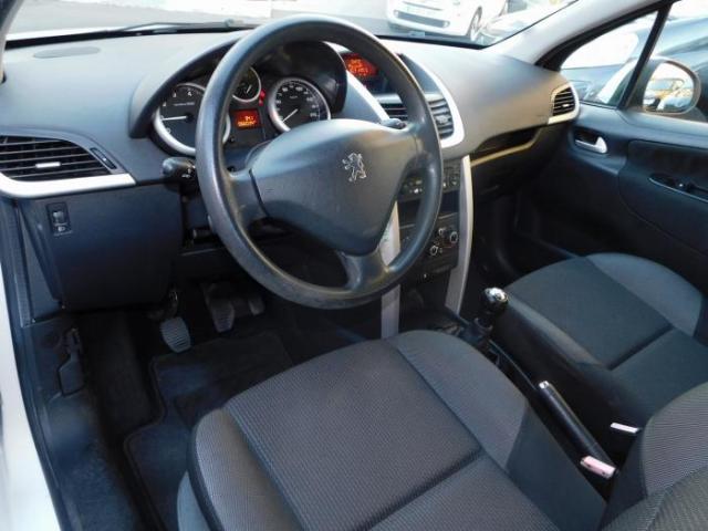 Peugeot 207+ image 7