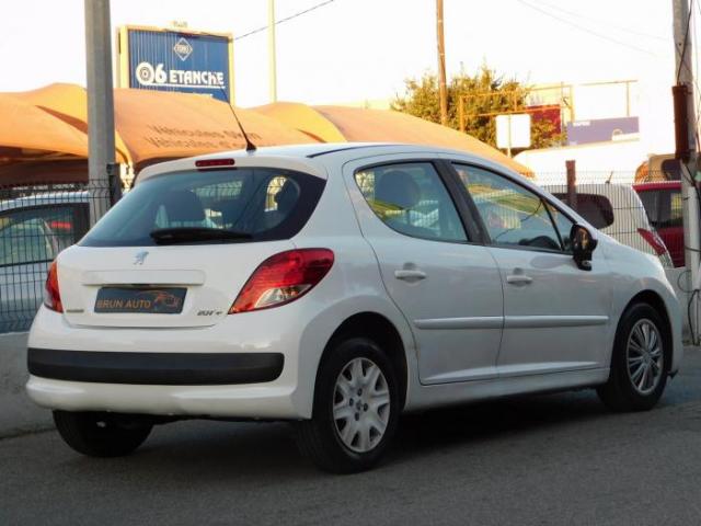 Peugeot 207+ image 4