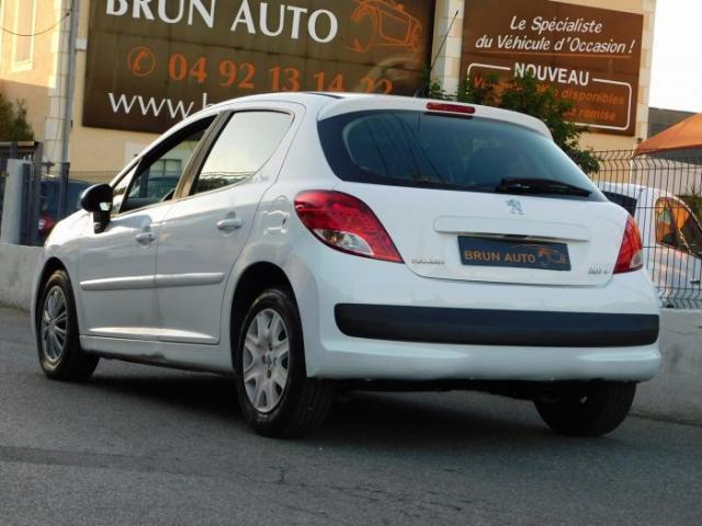 Peugeot 207+ image 8